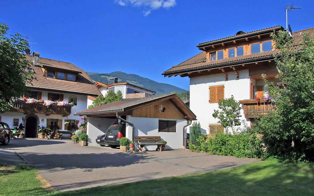 Haus Ploner - Pichlerhof Apartment Chienes Exterior photo